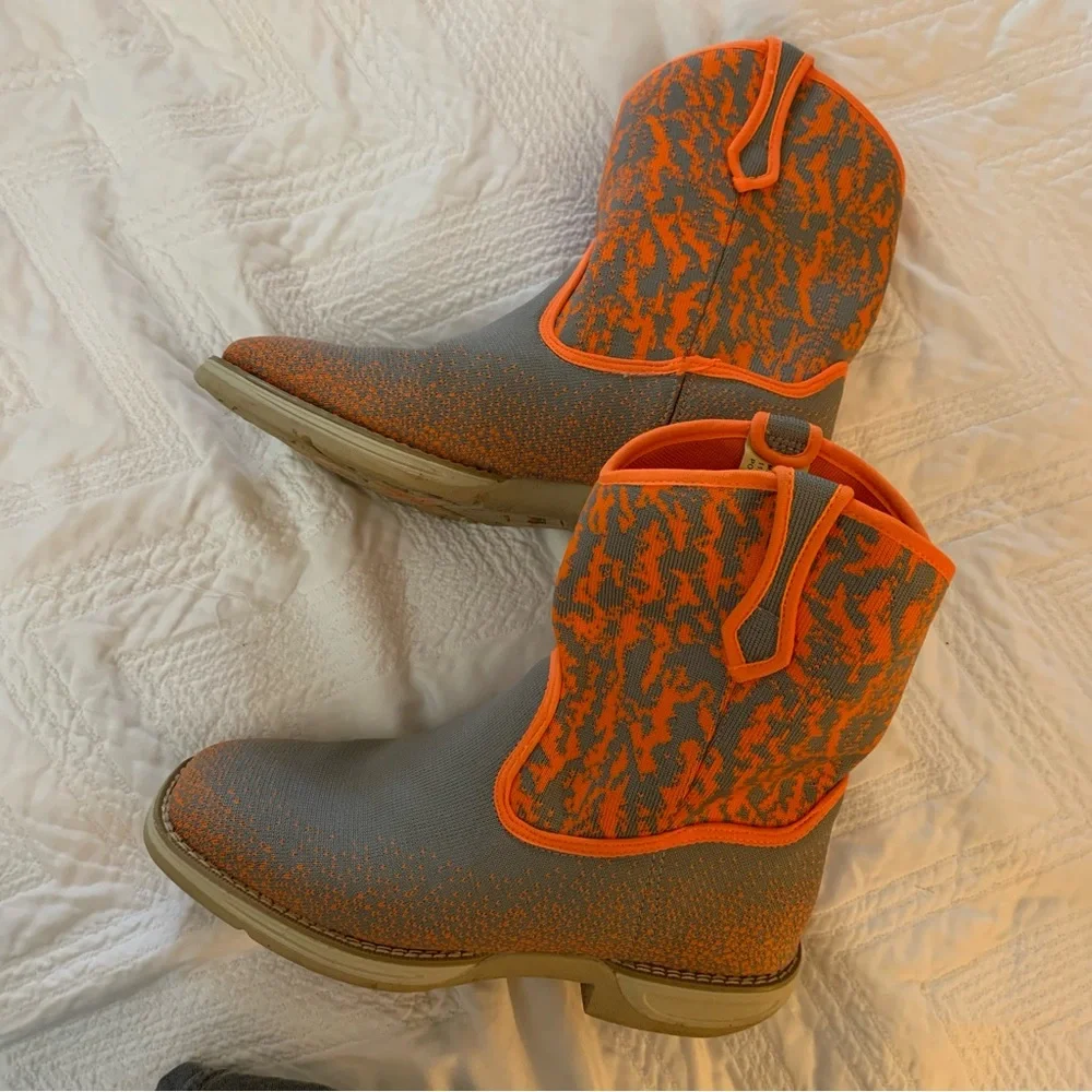 Laredo boots sz 5 boy or girl